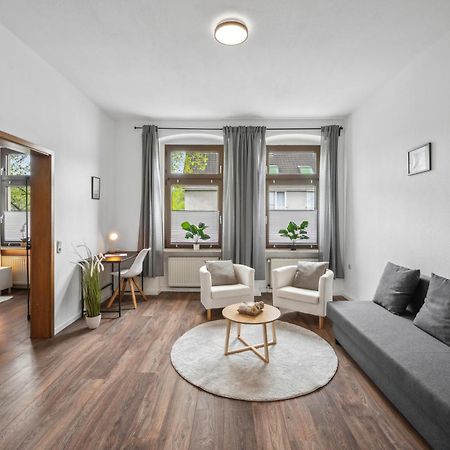 Wupper Home Ii, Top Lage Ideal Fuer Geschaeftsleute, Monteure, Familien, 3 Zimmer, Flachbild-Tv วุปปาทัล ภายนอก รูปภาพ